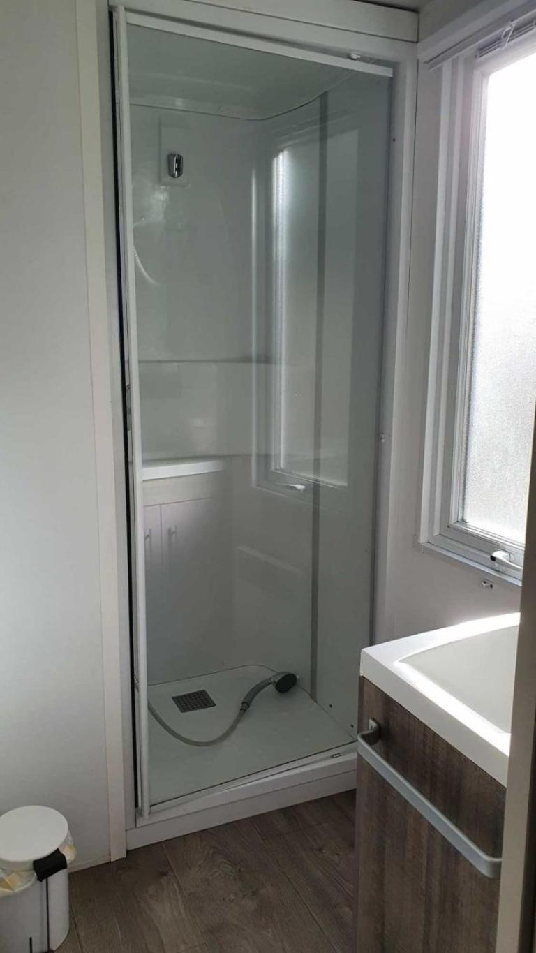 Camping L'Enclave Mobil-Home Estavar Exterior photo