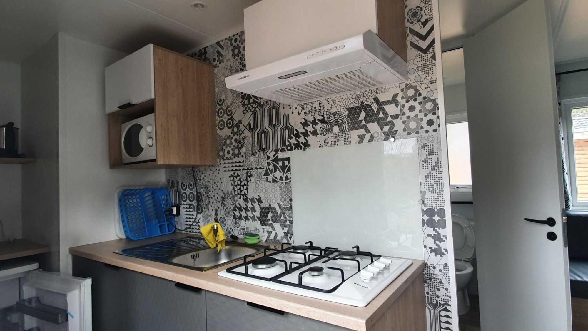Camping L'Enclave Mobil-Home Estavar Exterior photo