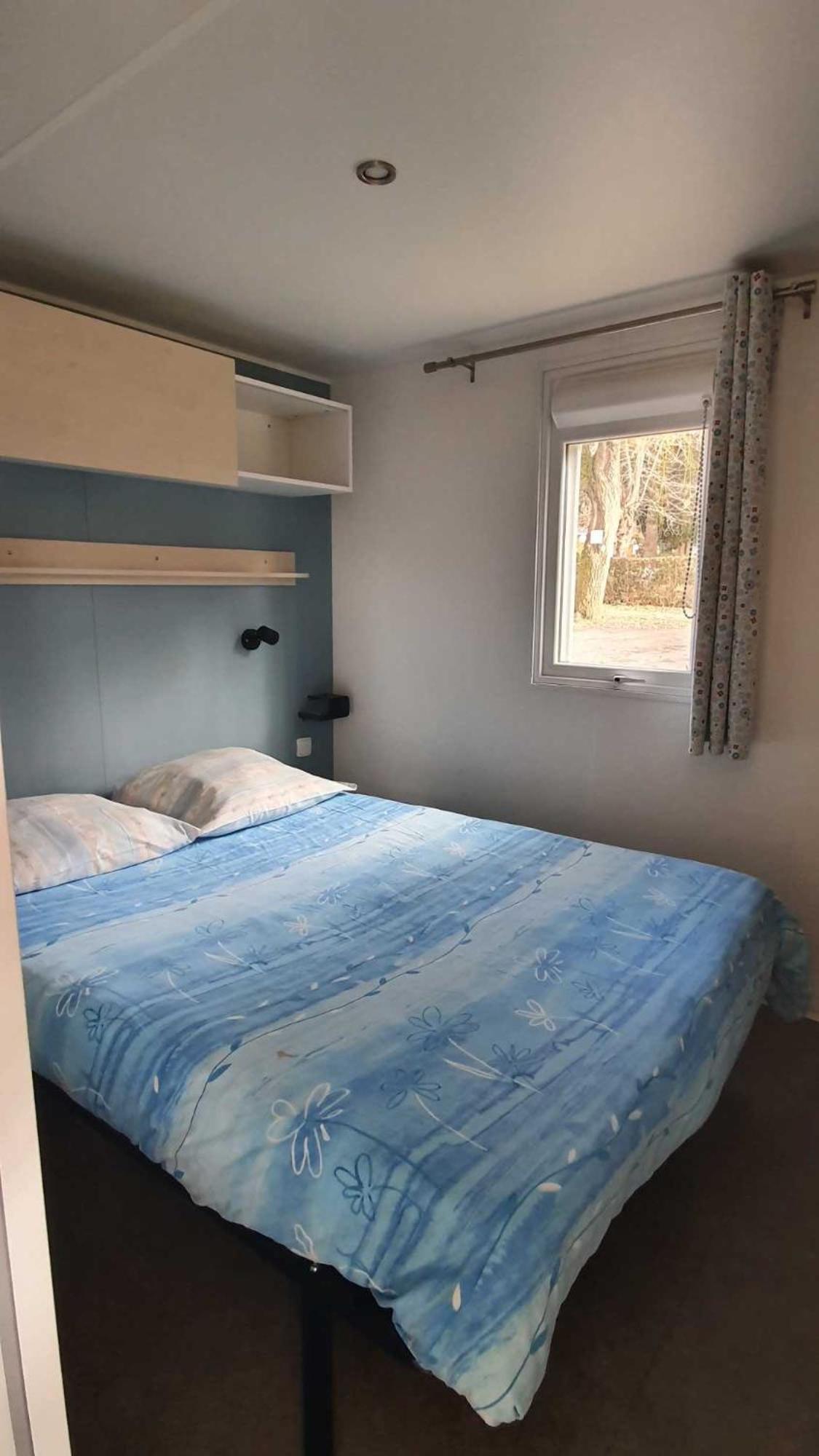Camping L'Enclave Mobil-Home Estavar Exterior photo